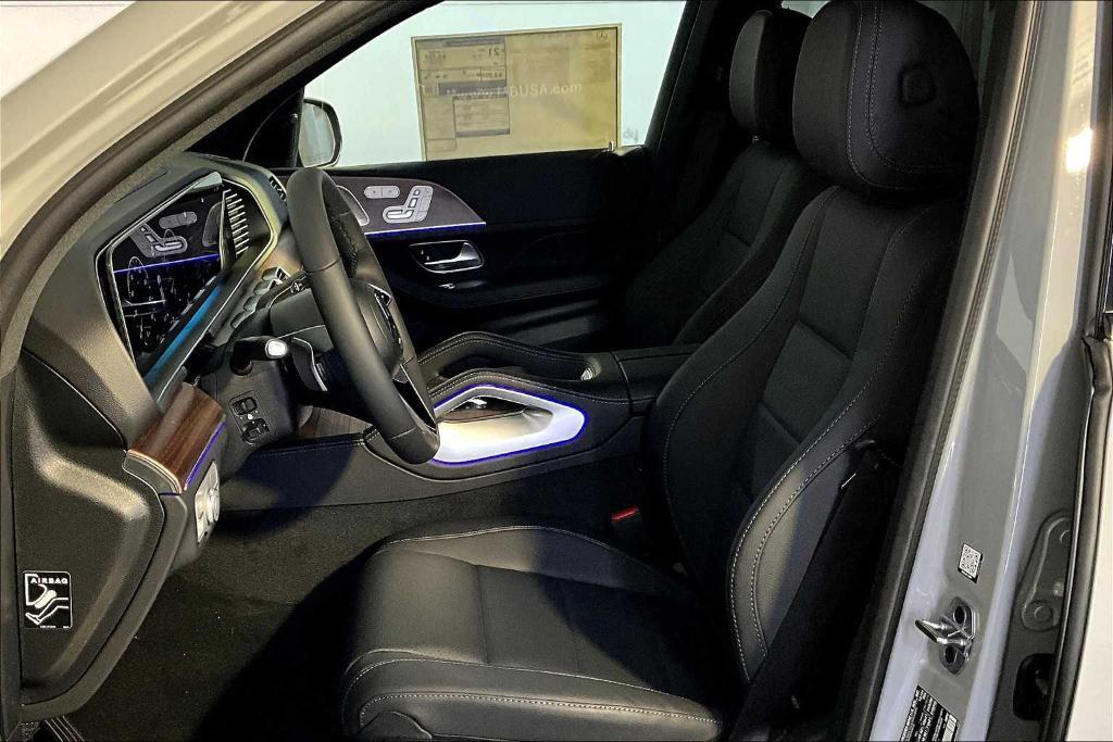 new 2025 Mercedes-Benz GLE 450 car, priced at $85,410