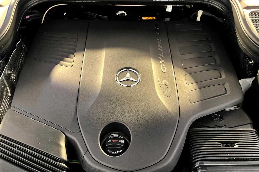 new 2026 Mercedes-Benz GLS 450 car, priced at $101,605