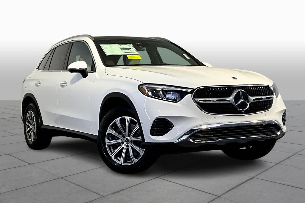 new 2025 Mercedes-Benz GLC 300 car, priced at $56,510