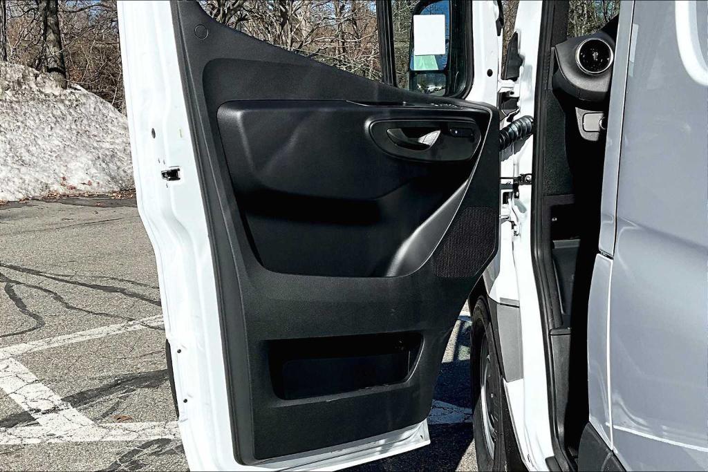 new 2025 Mercedes-Benz Sprinter 2500 car, priced at $60,861