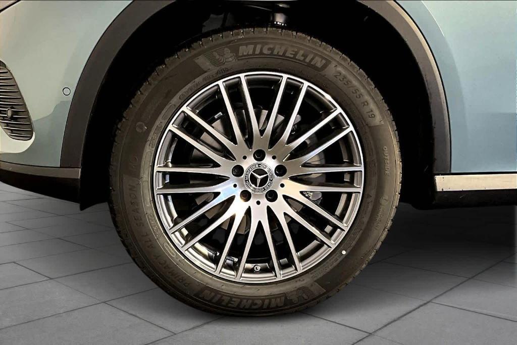 new 2026 Mercedes-Benz GLC 300 car, priced at $58,805