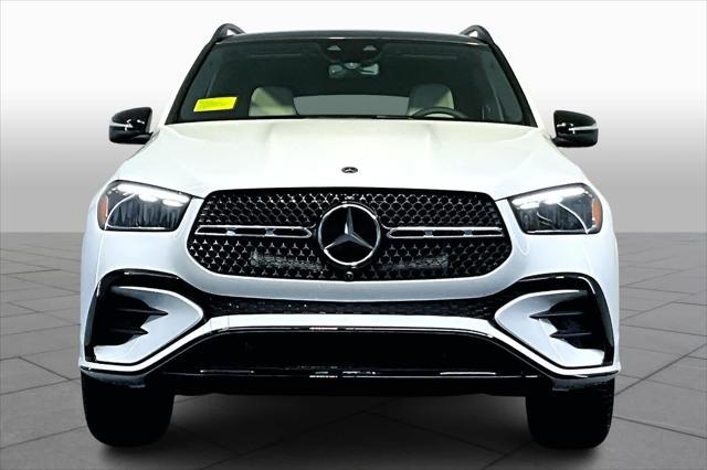 new 2025 Mercedes-Benz GLE 450 car, priced at $85,595