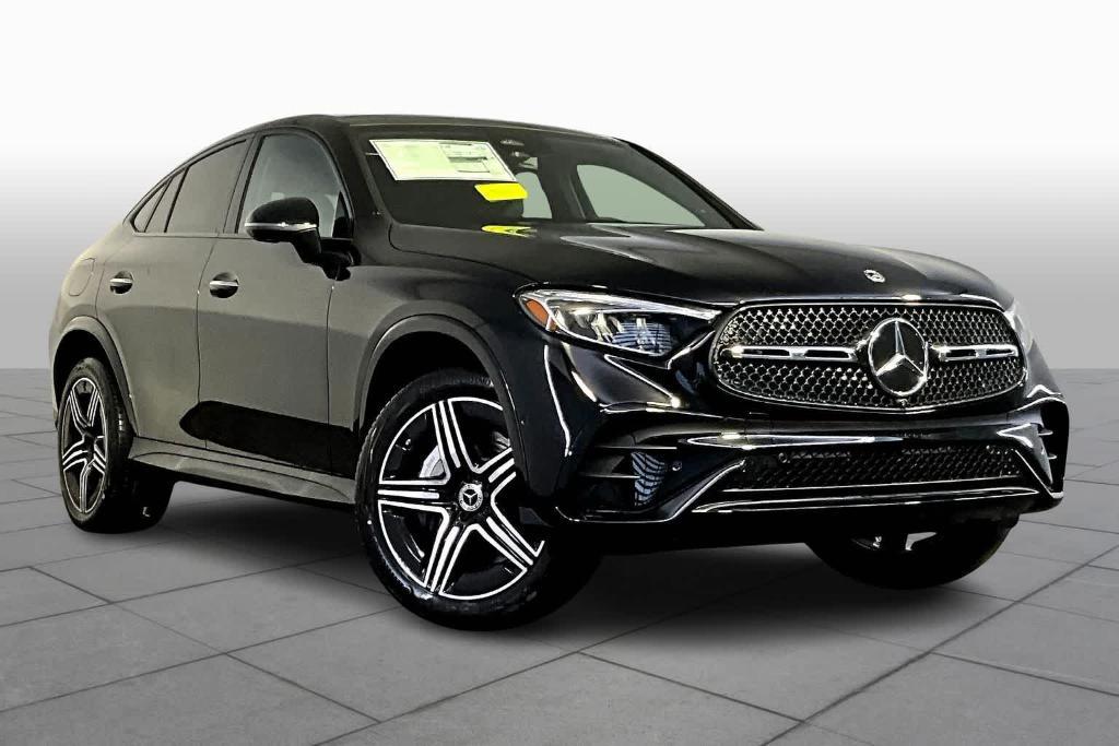 new 2025 Mercedes-Benz GLC 300 car, priced at $67,775