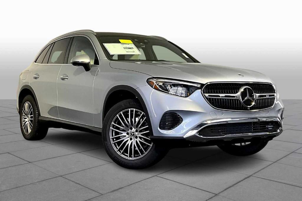 new 2026 Mercedes-Benz GLC 300 car, priced at $60,115