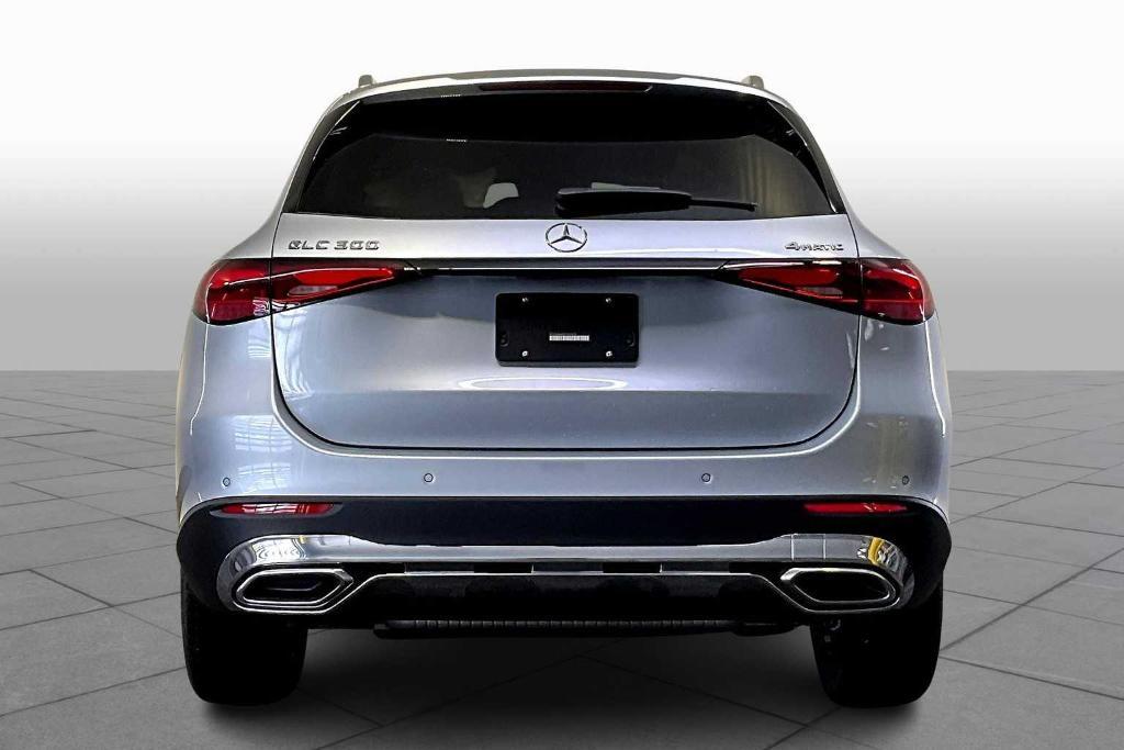 new 2026 Mercedes-Benz GLC 300 car, priced at $60,115