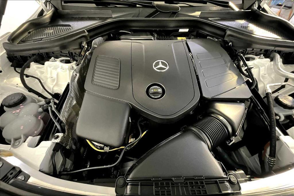 new 2025 Mercedes-Benz GLC 300 car, priced at $58,255