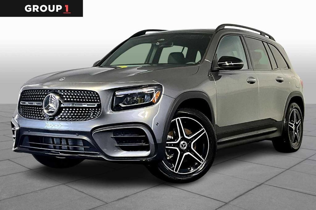 new 2025 Mercedes-Benz GLB 250 car, priced at $56,920