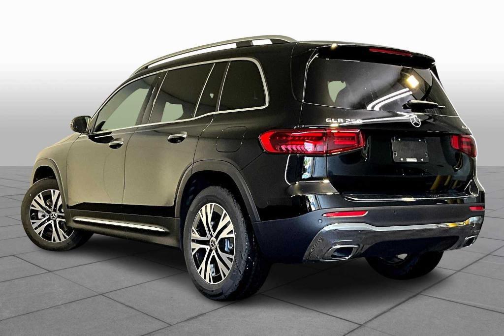 new 2025 Mercedes-Benz GLB 250 car, priced at $51,095
