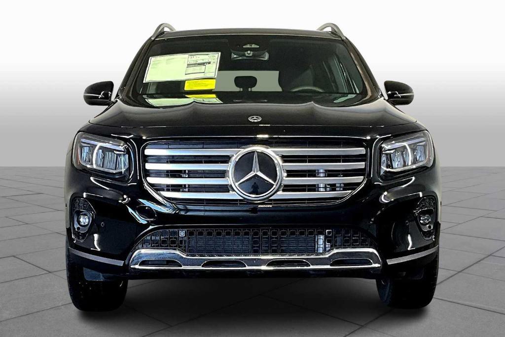 new 2025 Mercedes-Benz GLB 250 car, priced at $51,095