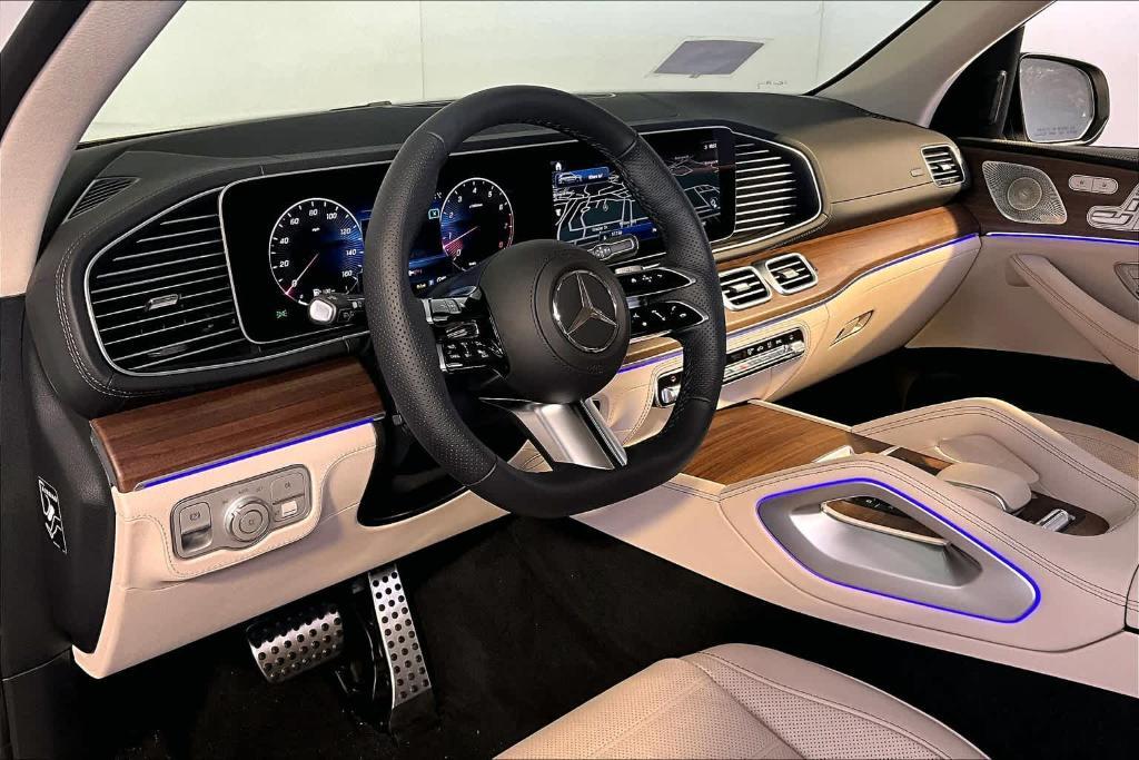 new 2024 Mercedes-Benz GLS 580 car, priced at $117,960