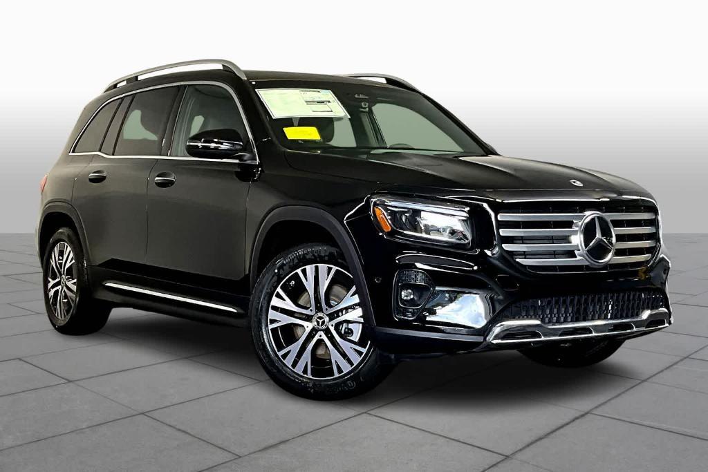 new 2024 Mercedes-Benz GLB 250 car, priced at $53,215
