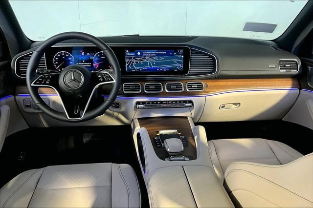 new 2025 Mercedes-Benz GLS 450 car, priced at $92,325