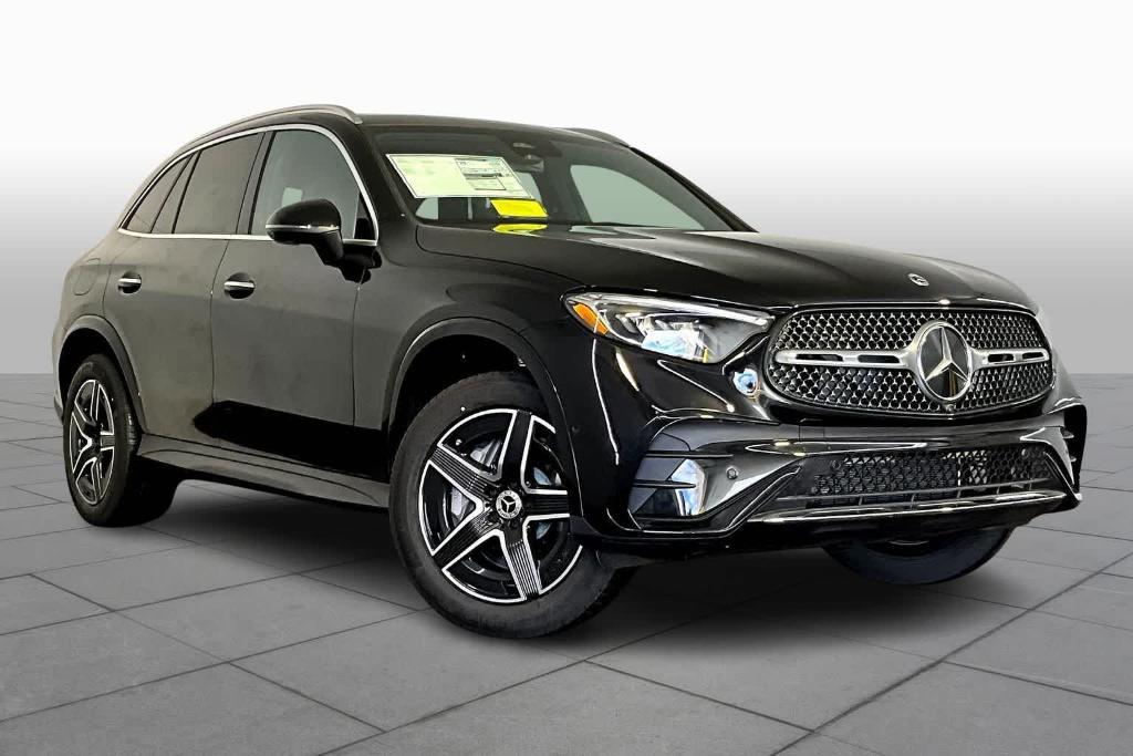 new 2026 Mercedes-Benz GLC 300 car, priced at $61,385
