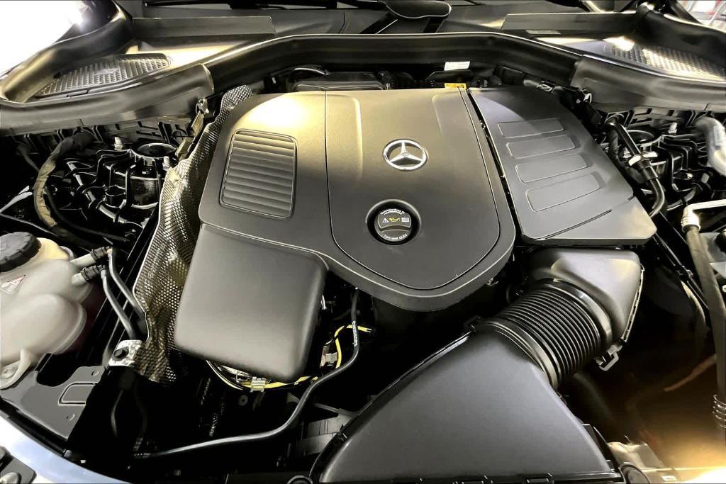 new 2026 Mercedes-Benz GLC 300 car, priced at $61,385