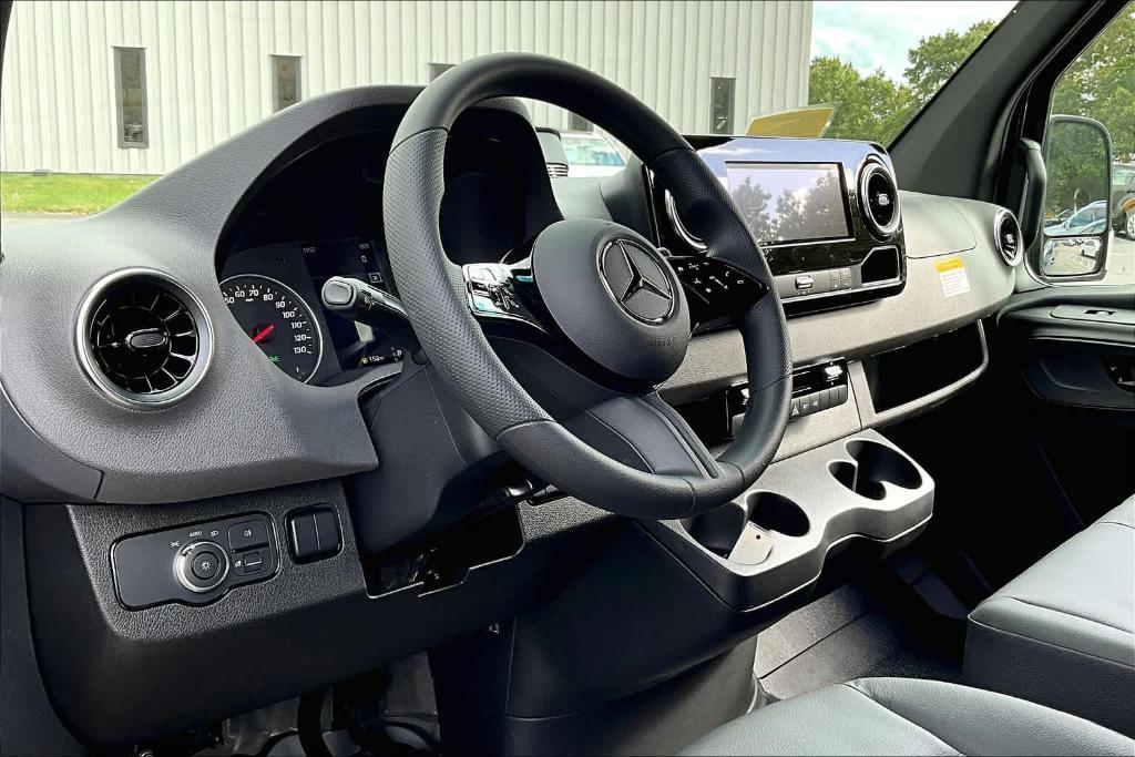 new 2025 Mercedes-Benz Sprinter 2500 car, priced at $67,971