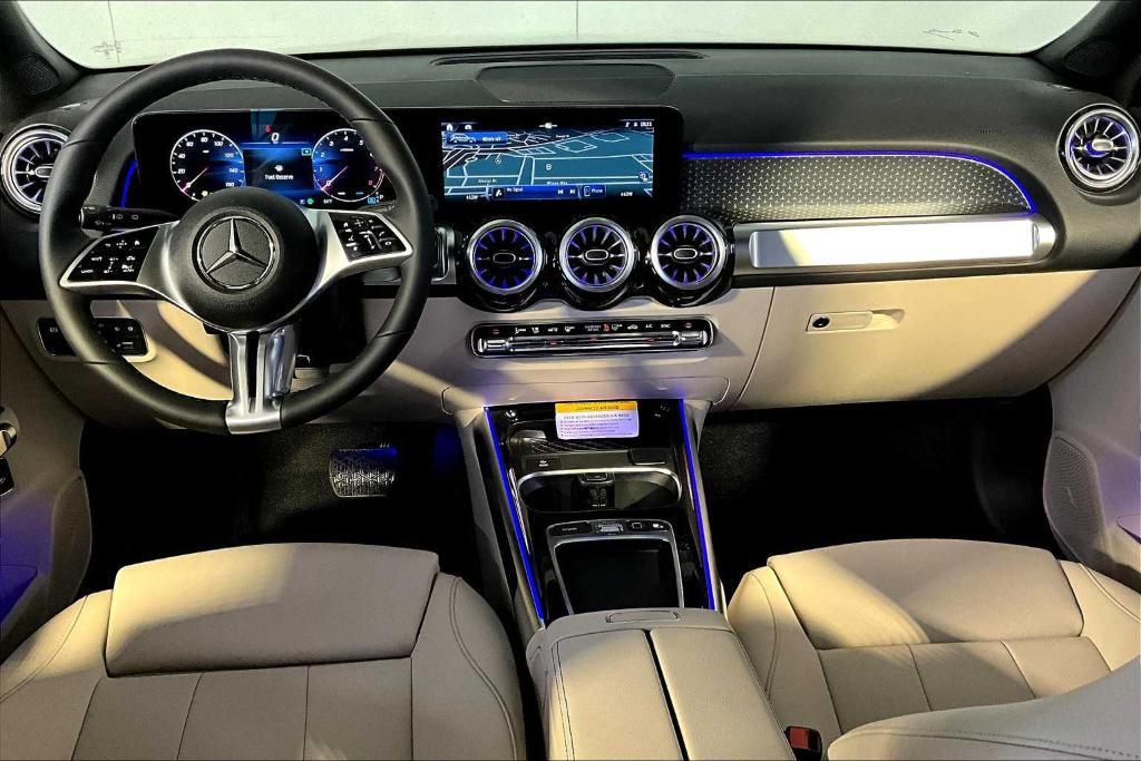 new 2025 Mercedes-Benz GLB 250 car, priced at $52,895