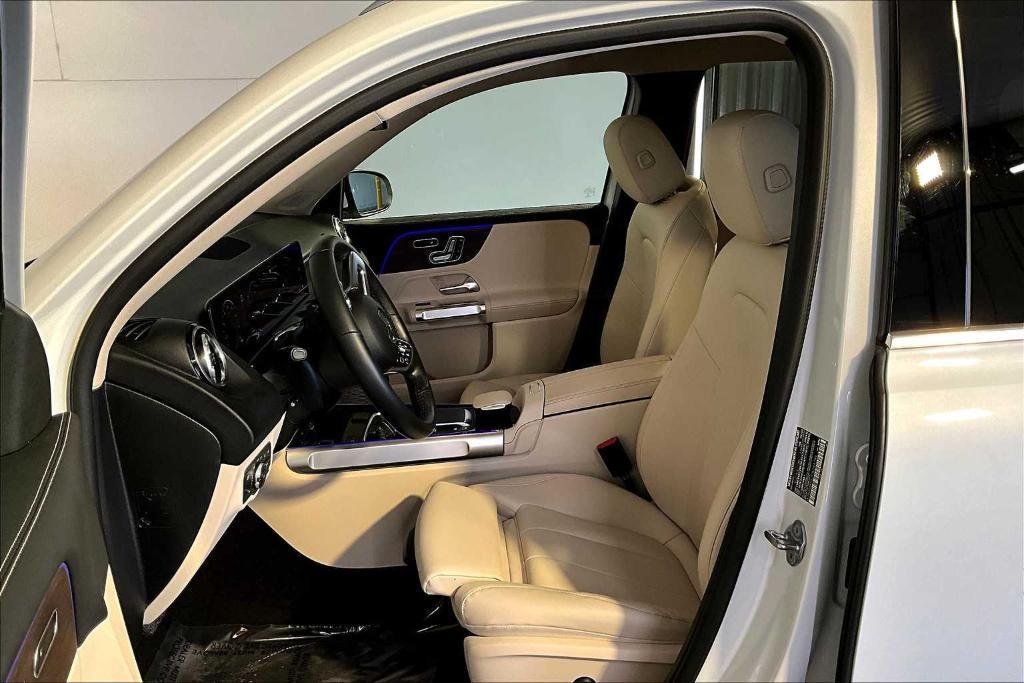 used 2023 Mercedes-Benz GLB 250 car, priced at $35,622