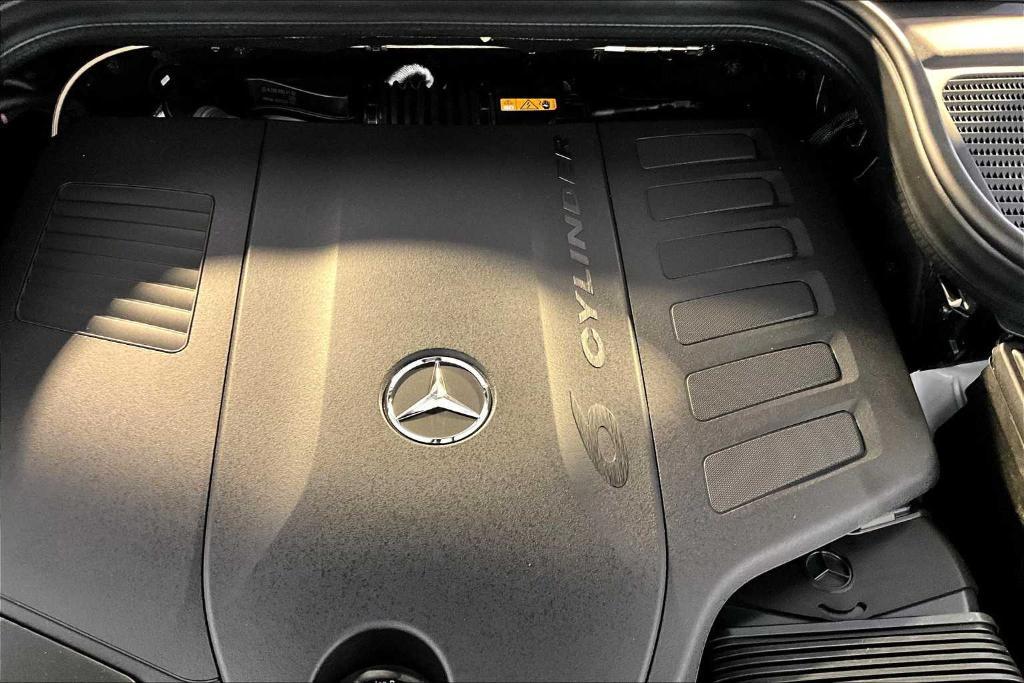 new 2025 Mercedes-Benz GLE 450 car, priced at $84,530