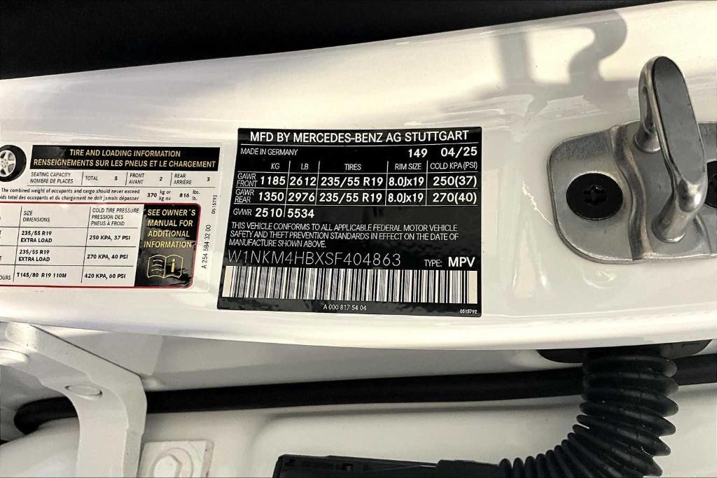 used 2025 Mercedes-Benz GLC 300 car, priced at $52,604