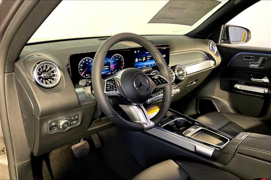 new 2026 Mercedes-Benz GLB 250 car, priced at $52,830