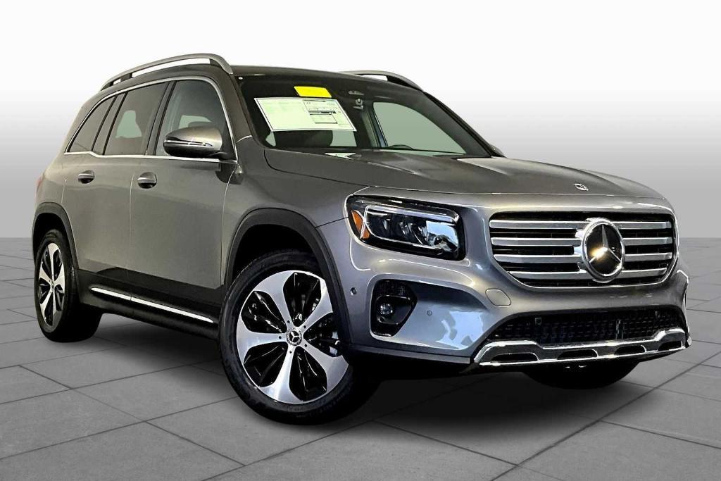 new 2026 Mercedes-Benz GLB 250 car, priced at $52,830