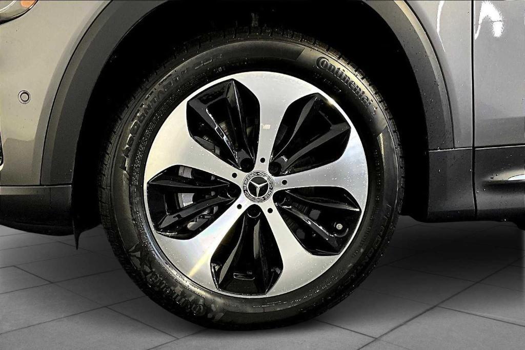 new 2026 Mercedes-Benz GLB 250 car, priced at $52,830