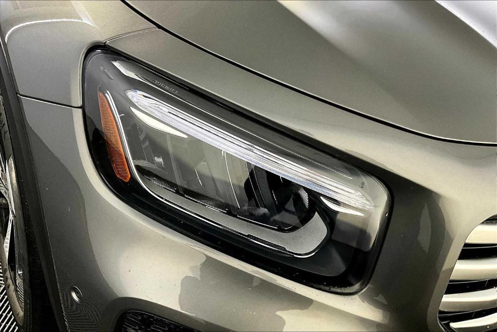 new 2026 Mercedes-Benz GLB 250 car, priced at $52,830