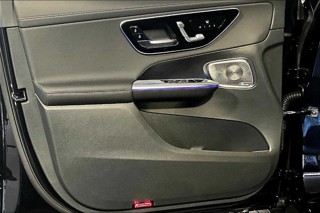 new 2026 Mercedes-Benz GLC 300 car, priced at $61,065