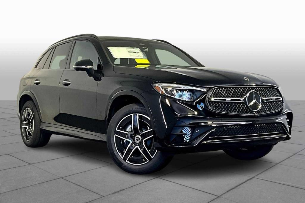 new 2026 Mercedes-Benz GLC 300 car, priced at $61,065