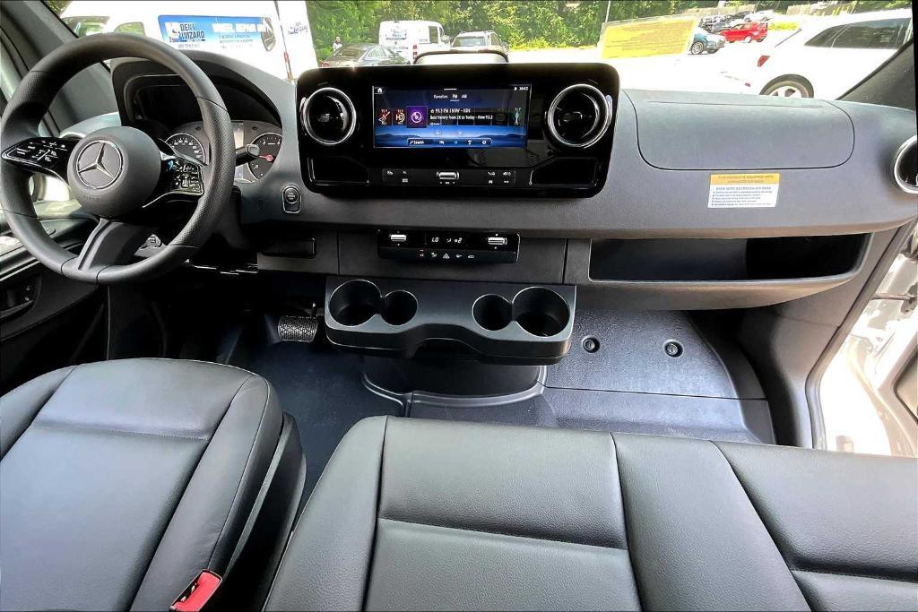 new 2025 Mercedes-Benz Sprinter 2500 car, priced at $58,713