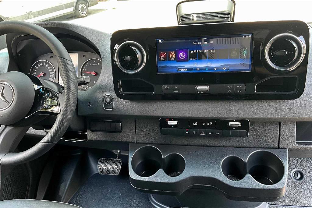 new 2025 Mercedes-Benz Sprinter 2500 car, priced at $58,713