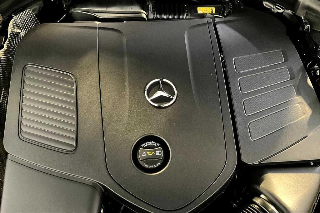 new 2025 Mercedes-Benz GLC 300 car, priced at $60,820