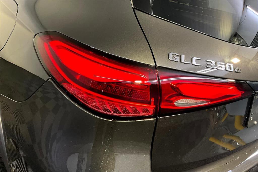 new 2025 Mercedes-Benz GLC 350e car, priced at $68,270