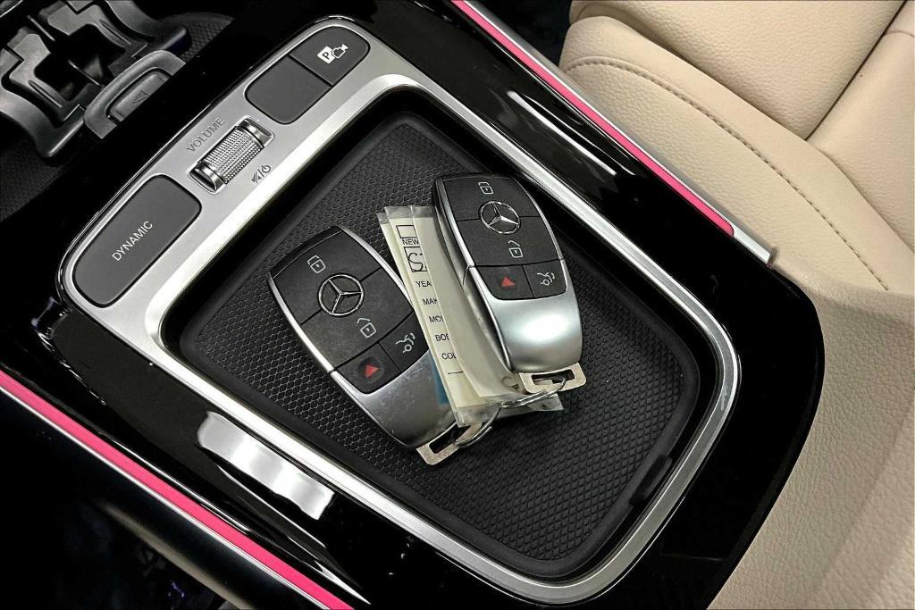 used 2025 Mercedes-Benz GLA 250 car, priced at $39,700