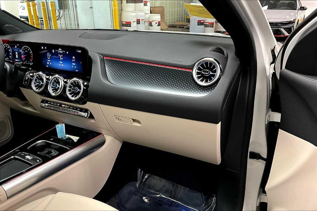 used 2025 Mercedes-Benz GLA 250 car, priced at $39,700