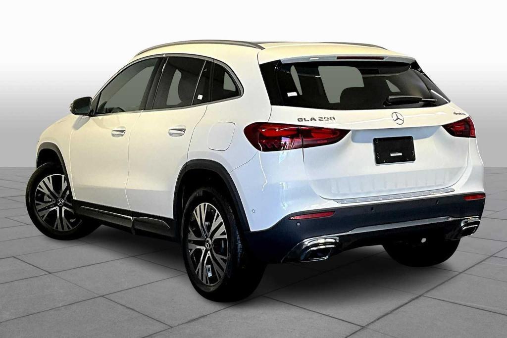 used 2025 Mercedes-Benz GLA 250 car, priced at $39,700