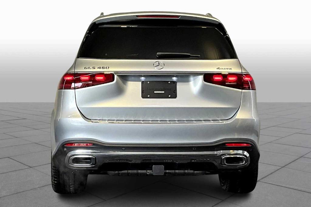 new 2025 Mercedes-Benz GLS 450 car, priced at $95,365