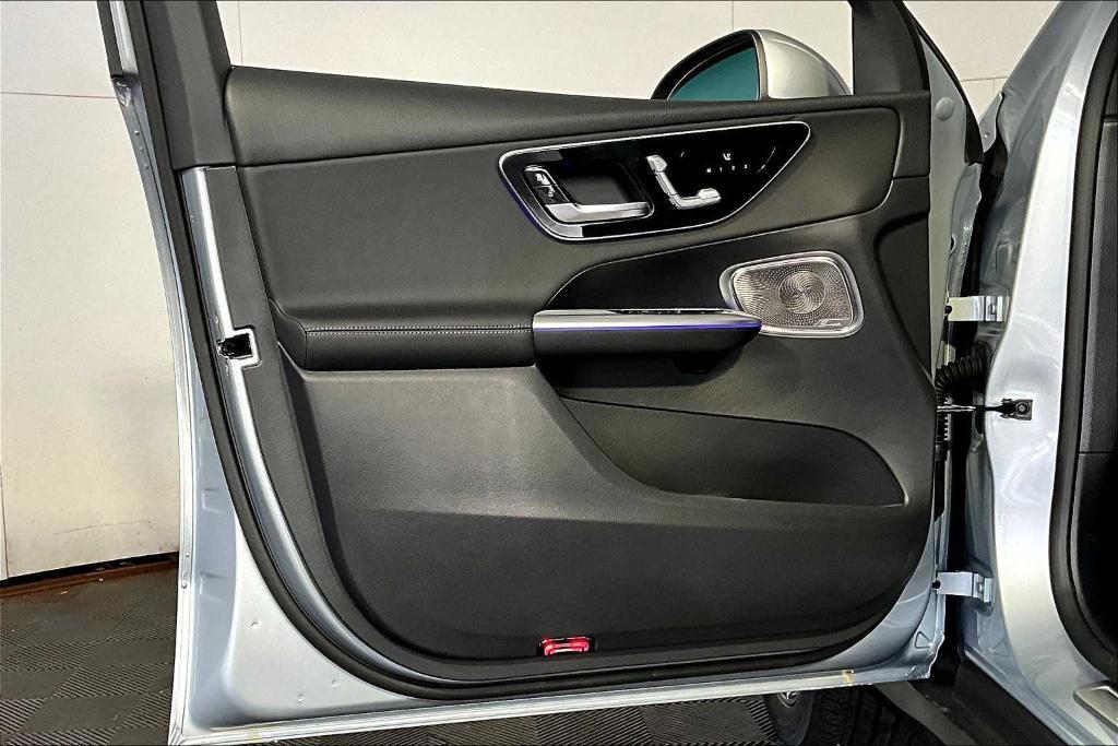new 2026 Mercedes-Benz GLC 300 car, priced at $59,250