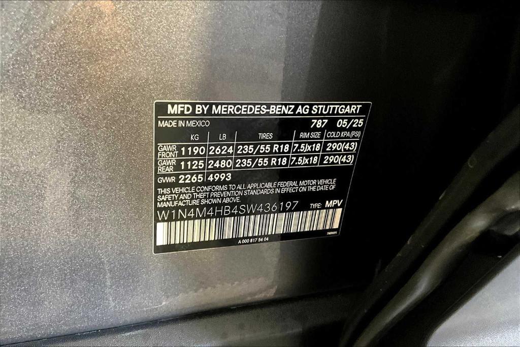 new 2025 Mercedes-Benz GLB 250 car, priced at $53,775