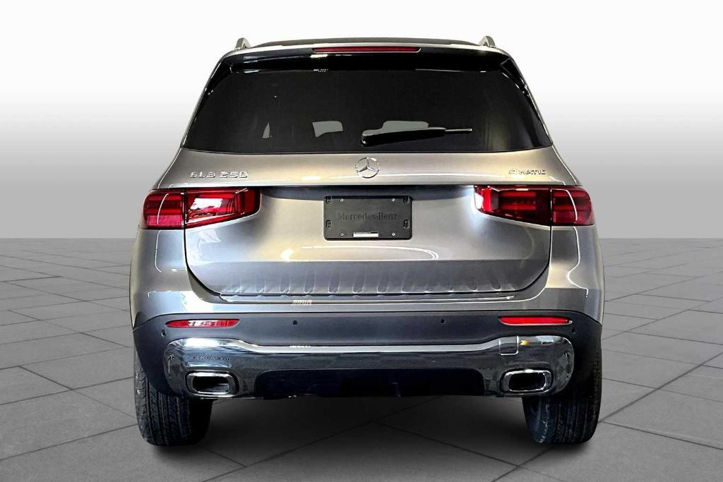 new 2025 Mercedes-Benz GLB 250 car, priced at $53,775