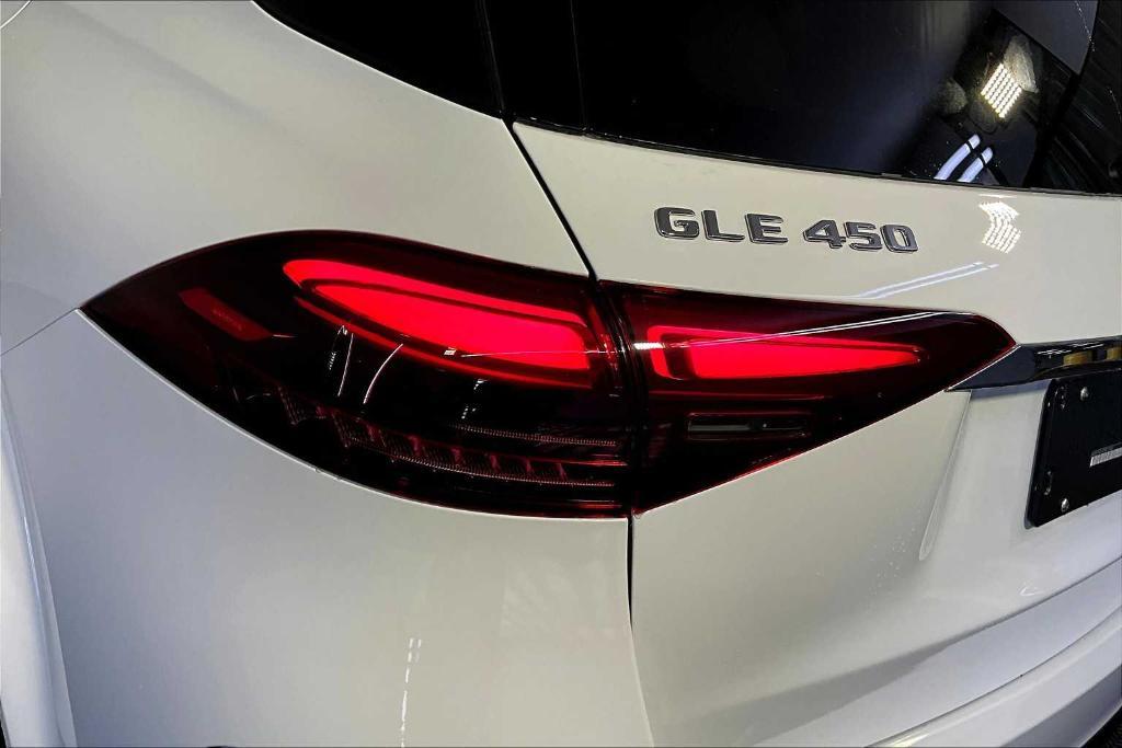 new 2026 Mercedes-Benz GLE 450 car, priced at $87,705