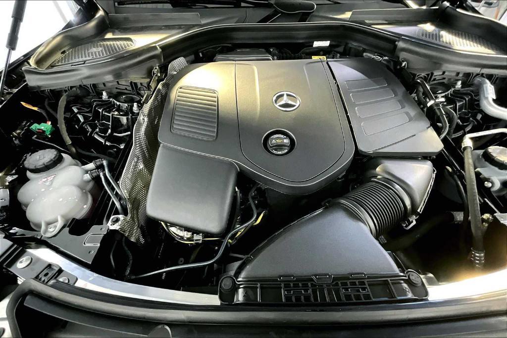 new 2025 Mercedes-Benz GLC 350e car, priced at $67,220