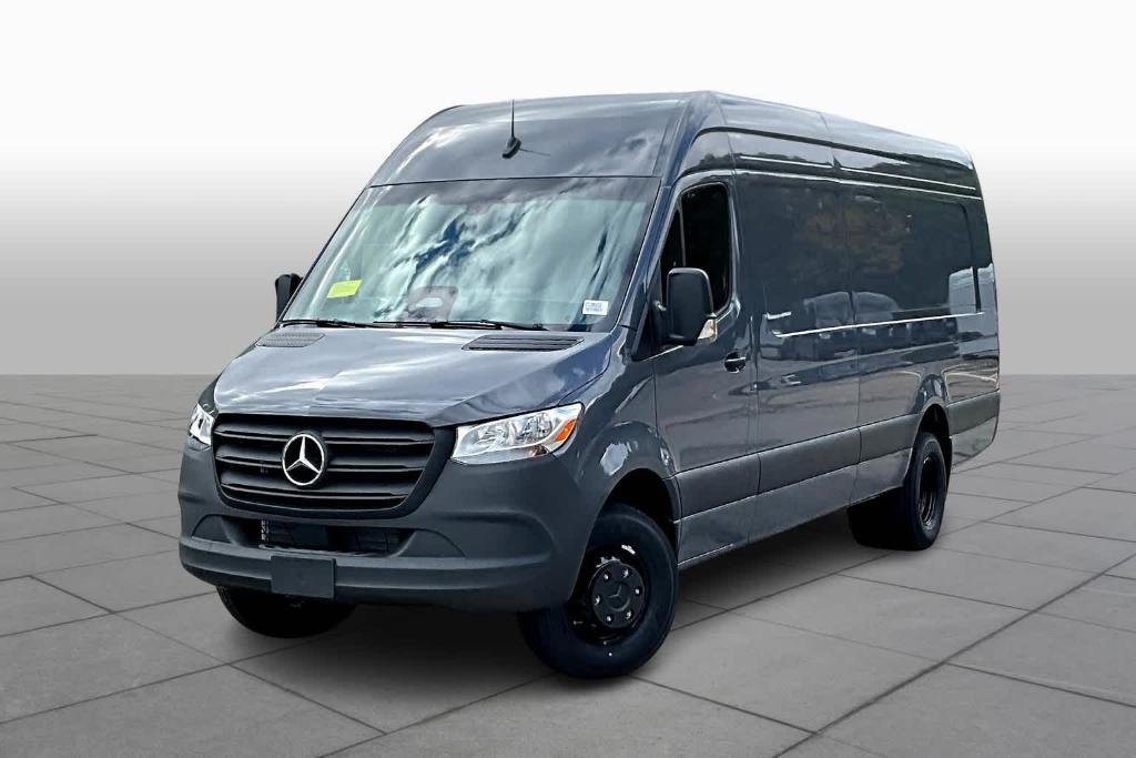 new 2025 Mercedes-Benz Sprinter 3500XD car, priced at $77,497
