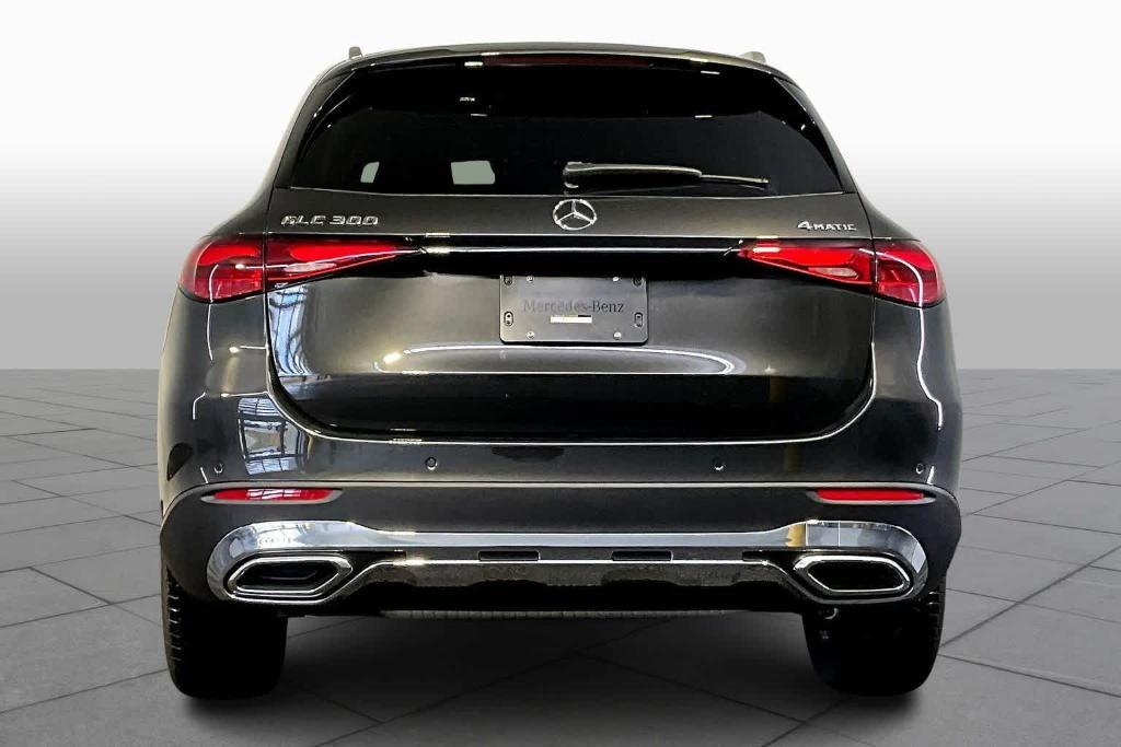 new 2026 Mercedes-Benz GLC 300 car, priced at $60,755