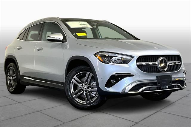 new 2025 Mercedes-Benz GLA 250 car, priced at $52,205