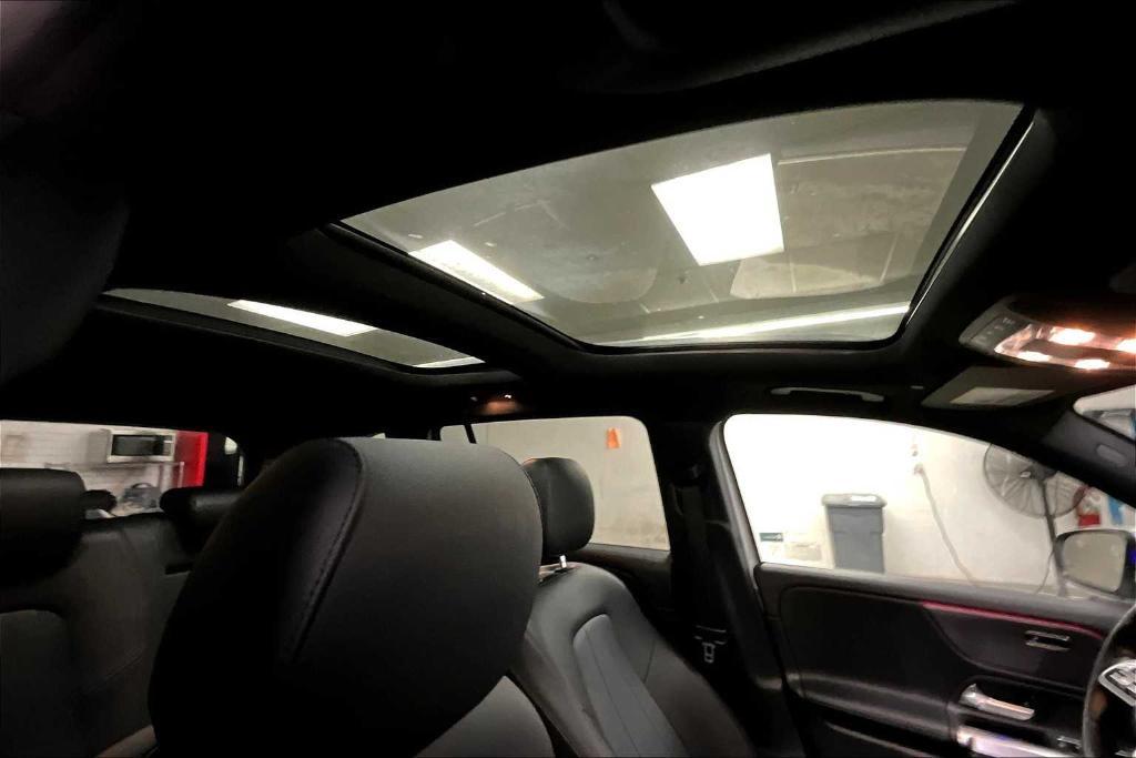 used 2022 Mercedes-Benz GLB 250 car, priced at $31,266