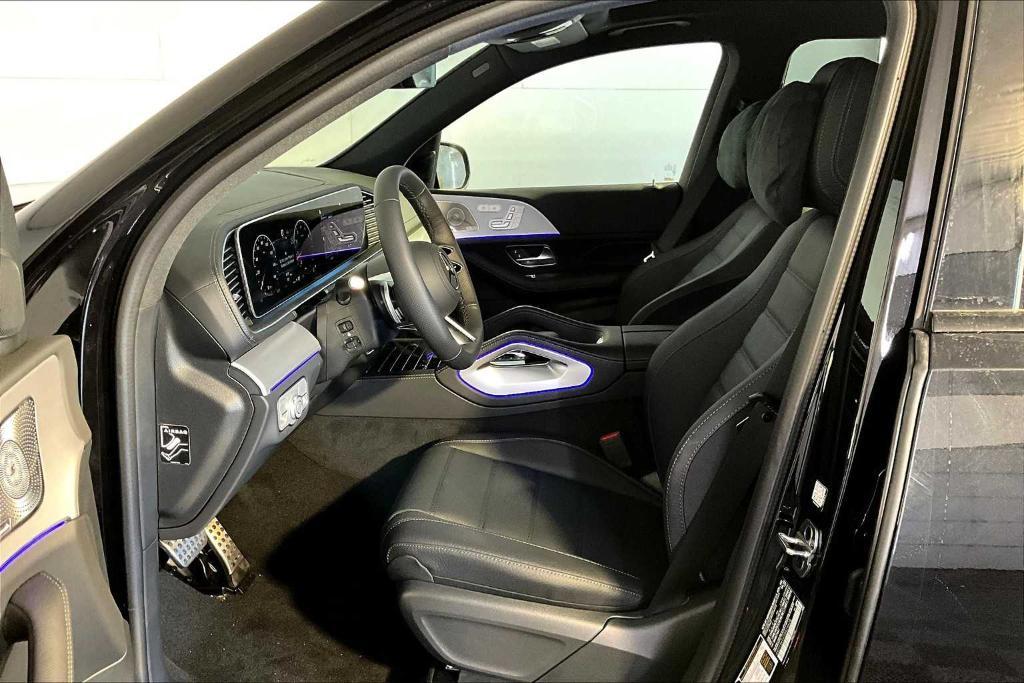 new 2025 Mercedes-Benz GLS 450 car, priced at $100,385