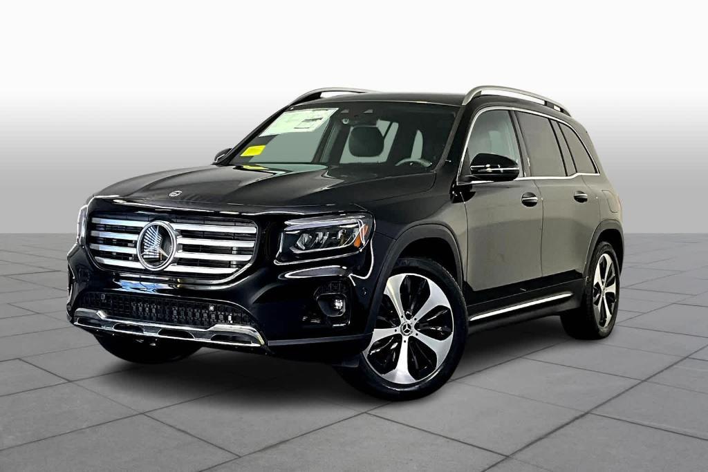 new 2024 Mercedes-Benz GLB 250 car, priced at $53,815
