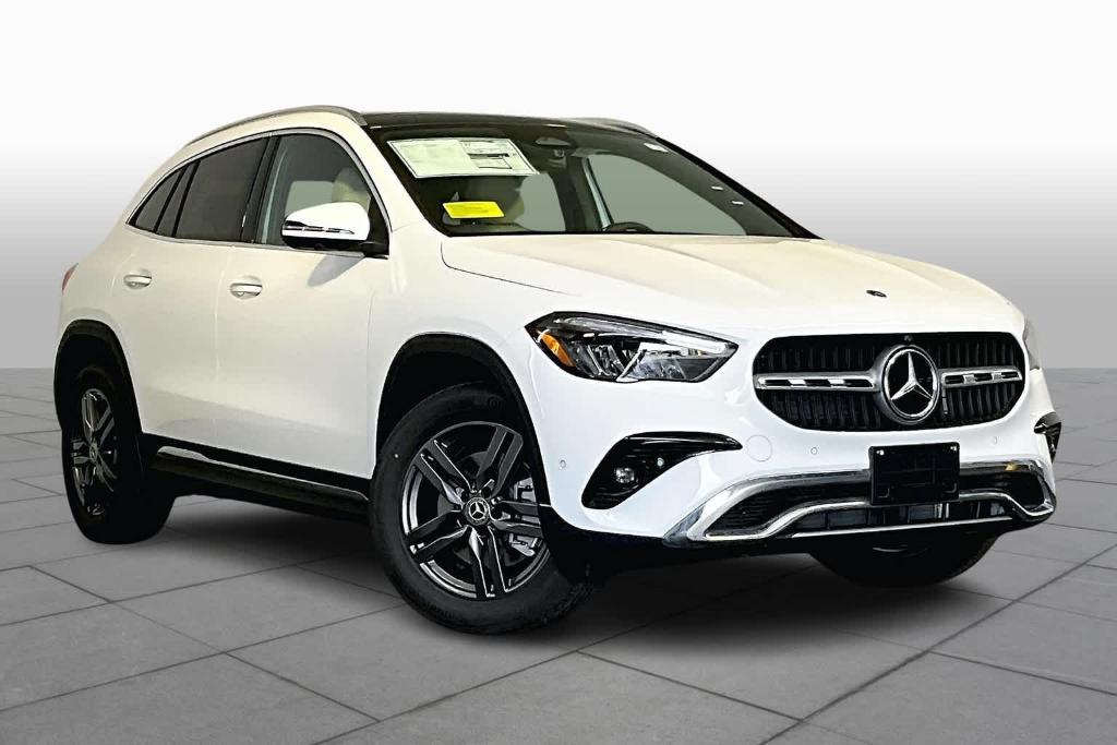 new 2024 Mercedes-Benz GLA 250 car, priced at $50,975