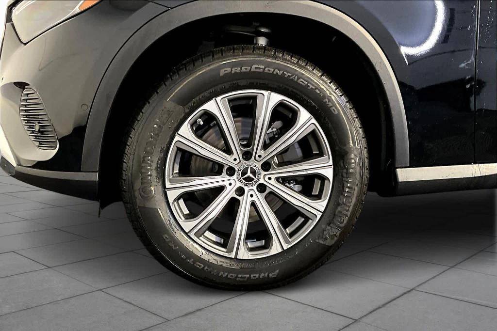new 2026 Mercedes-Benz GLC 300 car, priced at $54,755